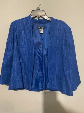 Olivia and Martin petite large women’s royal blue jacket